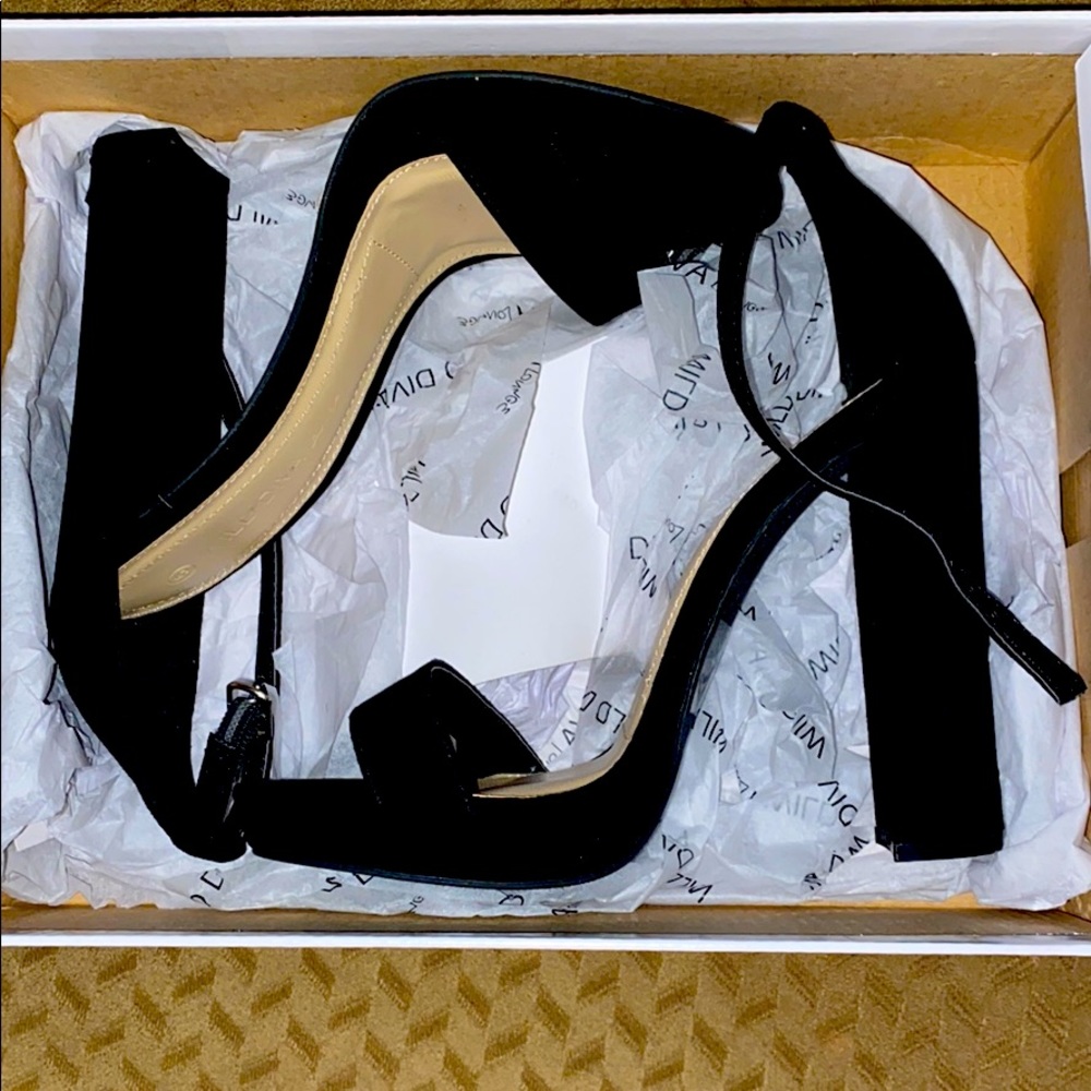Black High heels